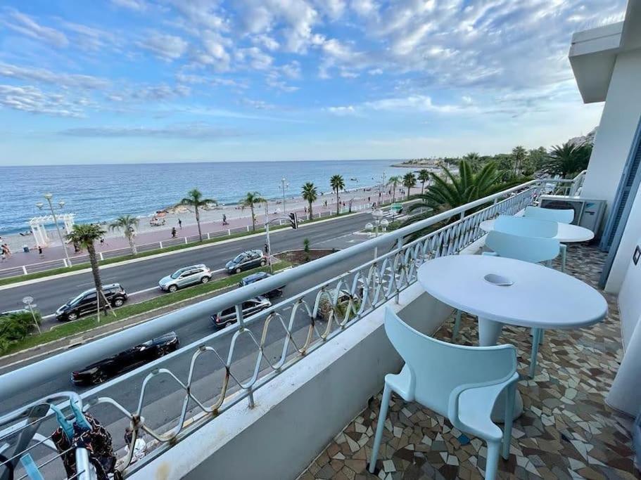 Beach Front, Superbe Appartement Pour 4 Personnes Ніцца Екстер'єр фото