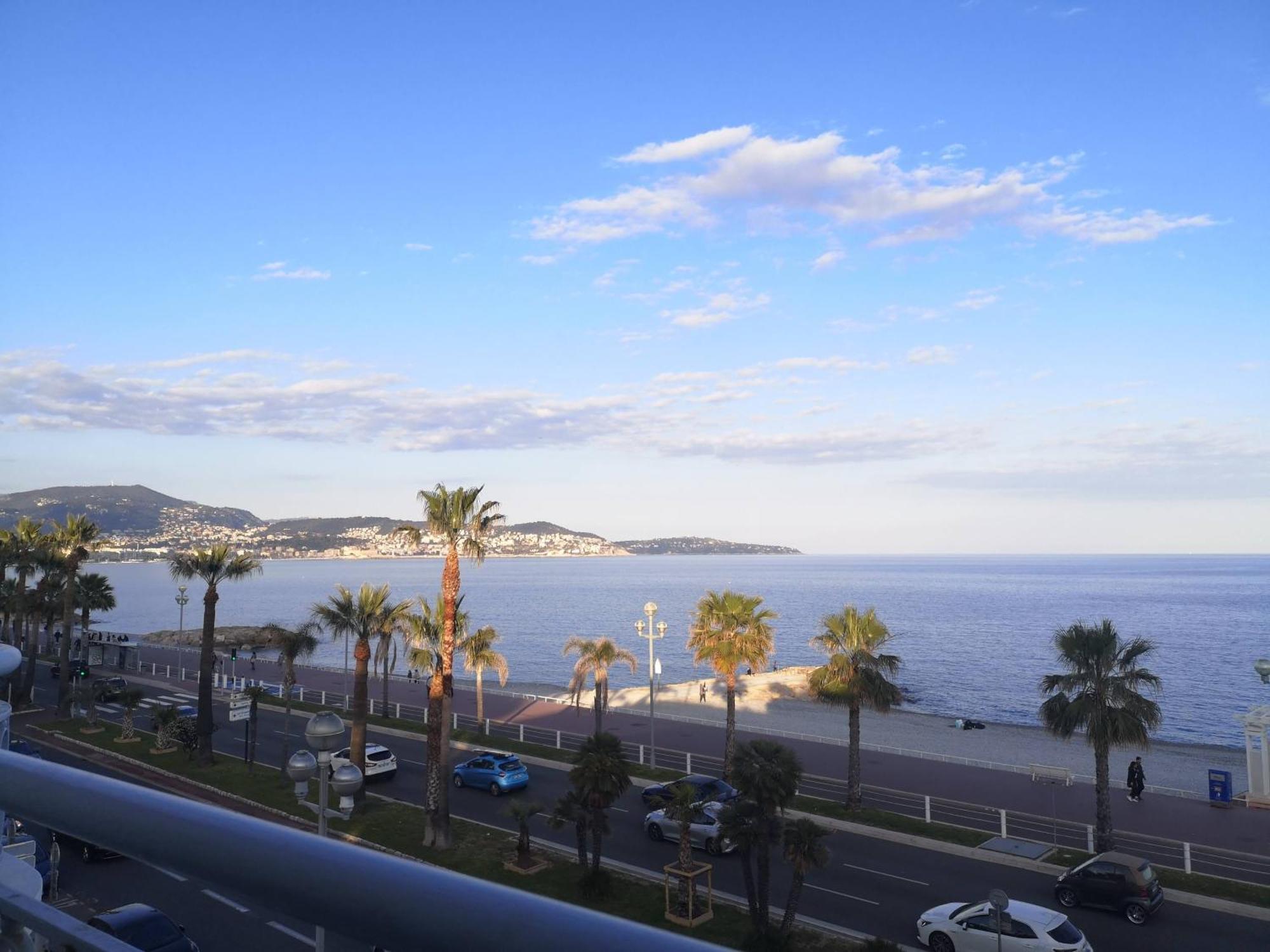Beach Front, Superbe Appartement Pour 4 Personnes Ніцца Екстер'єр фото