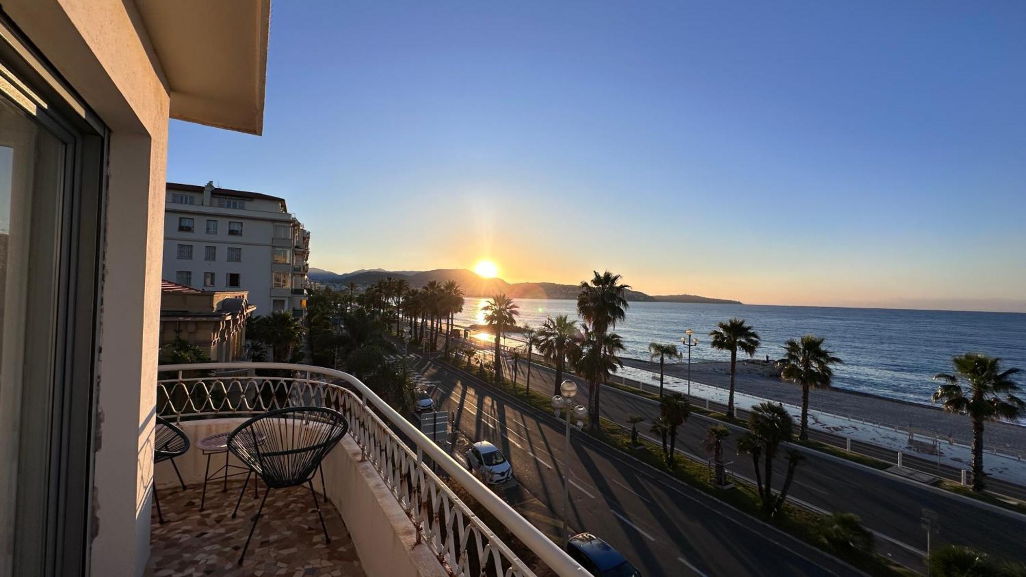 Beach Front, Superbe Appartement Pour 4 Personnes Ніцца Екстер'єр фото