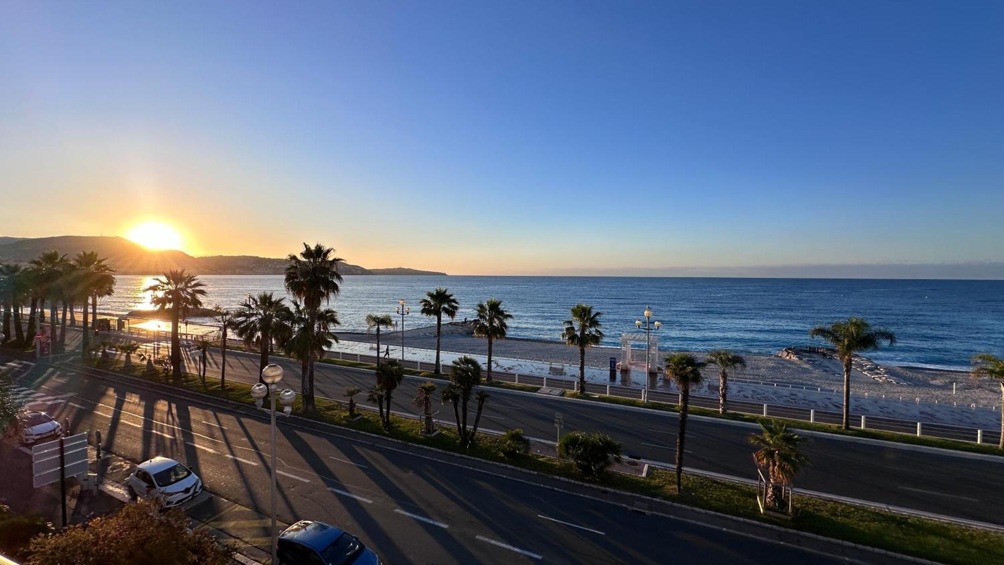 Beach Front, Superbe Appartement Pour 4 Personnes Ніцца Екстер'єр фото